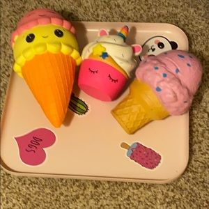 Desert slow rising squishes